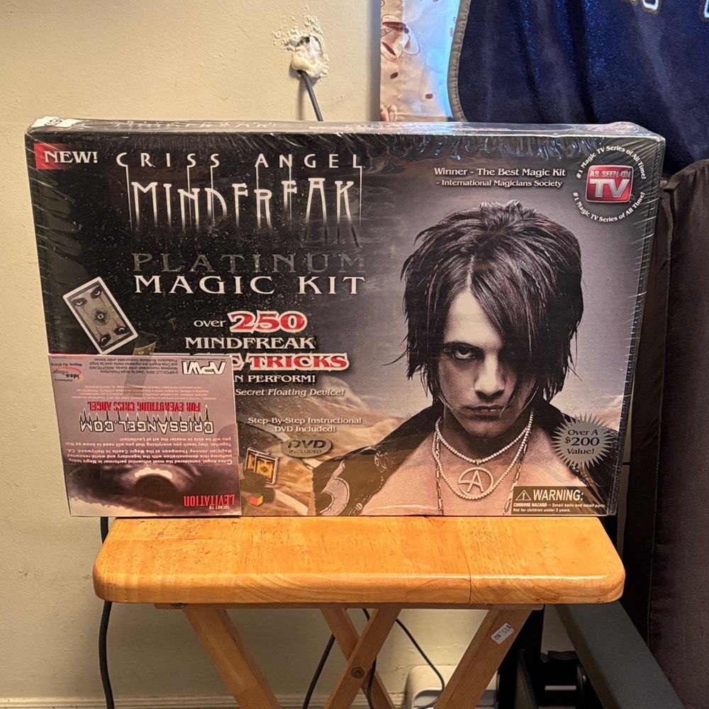 Brand New Criss Angel Platinum Magic Collection - Professional 250+ Trick Set